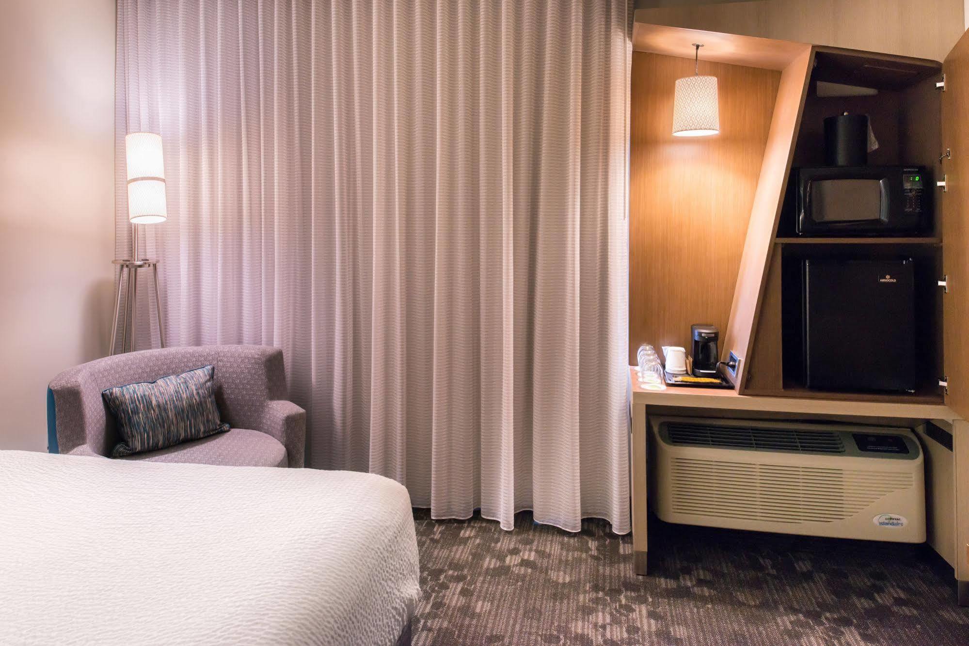 Courtyard By Marriott Hot Springs Hotel Ngoại thất bức ảnh